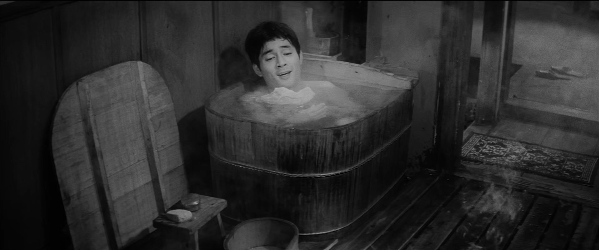 人间的条件 1.mkv_20250201_134159.227.jpg