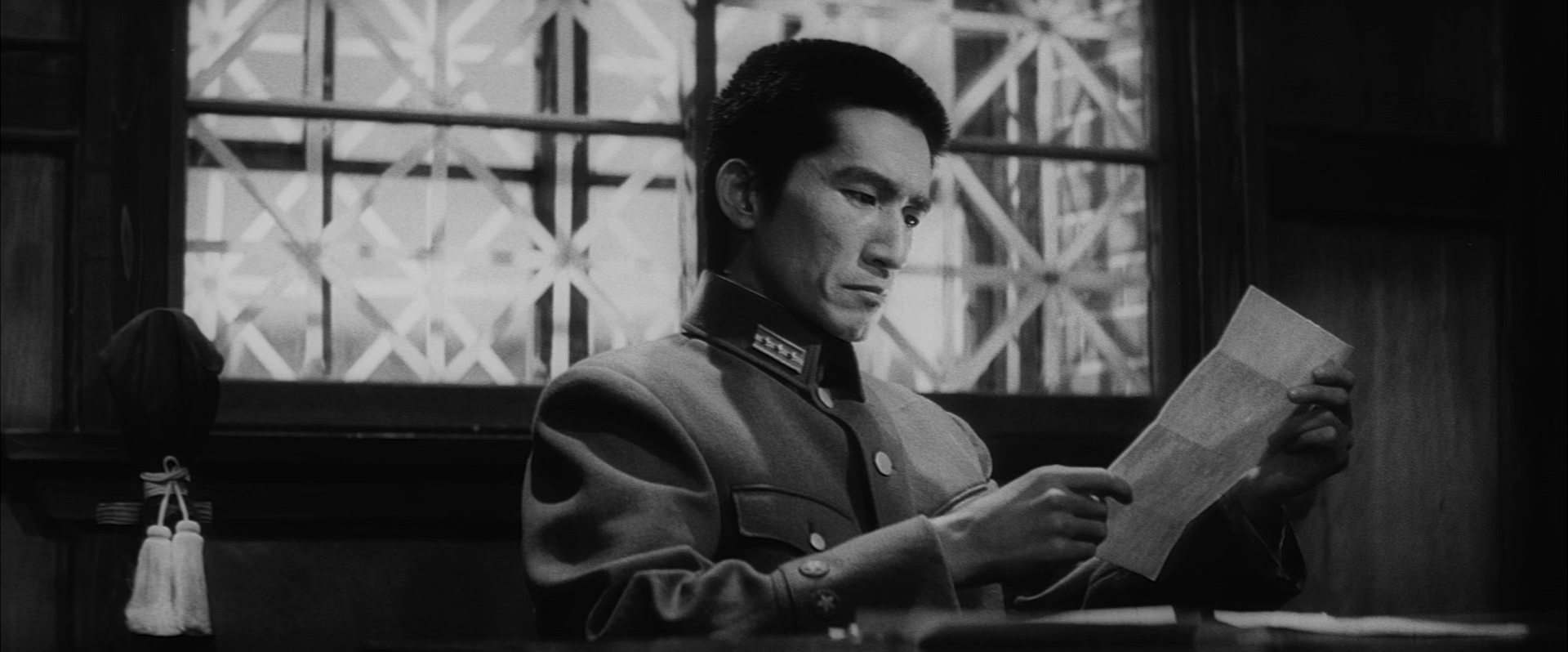 人间的条件 3.mkv_20250201_140254.921.jpg