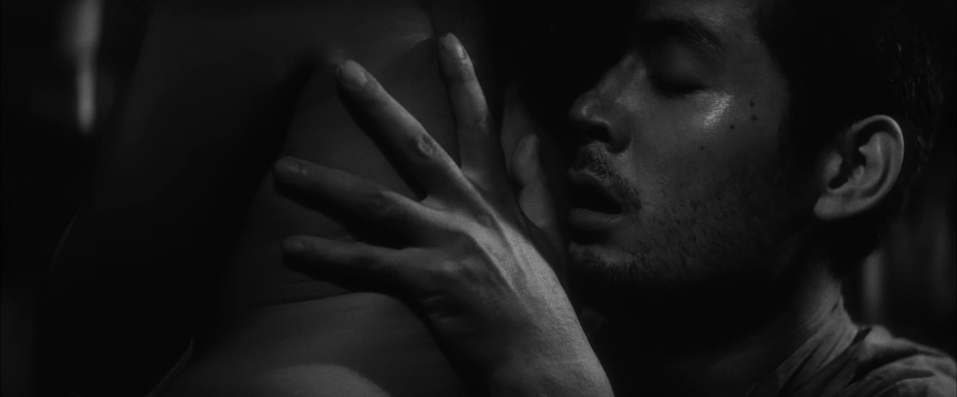 人间的条件 3.mkv_20250201_140338.453.jpg