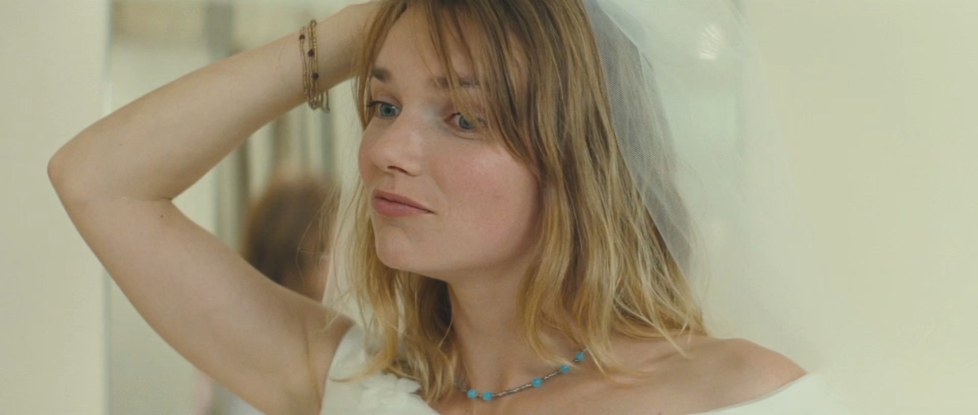 天使的印记 (2008) 1080p [AC3, AC3] [zho, fra].mkv_20250205_133137.093.jpg