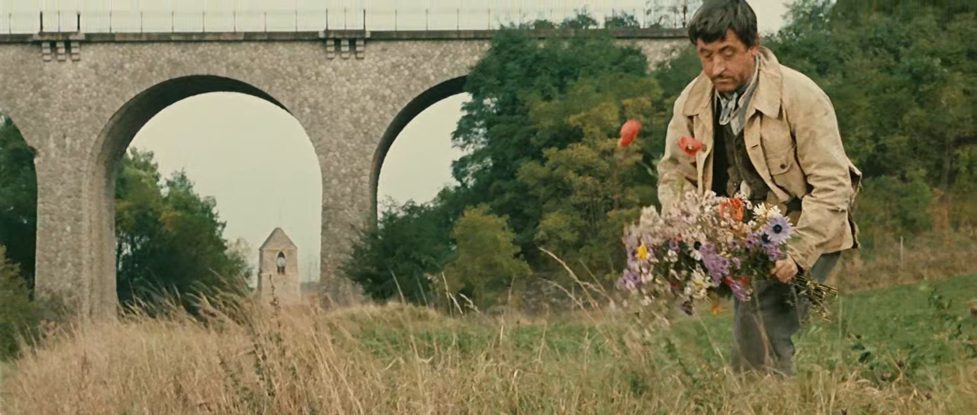 一个傻瓜在巴黎Un.Idiot.A.Paris.1967.1080p.BluRay.FLAC.x264-HANDJOB (1).mkv_20250.jpg