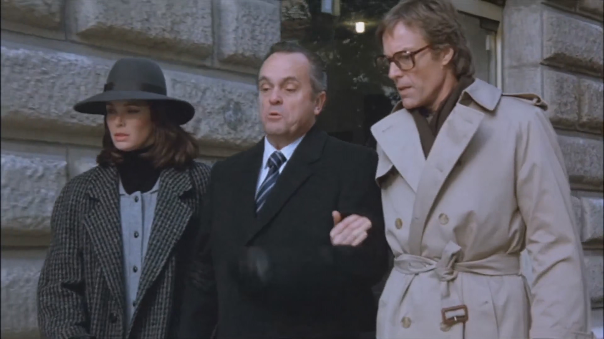 伯恩的身份The Bourne Identity 1988 .1080p.WEB-DL.H265.10bit.AC3-hclg (3).mkv_202.jpg