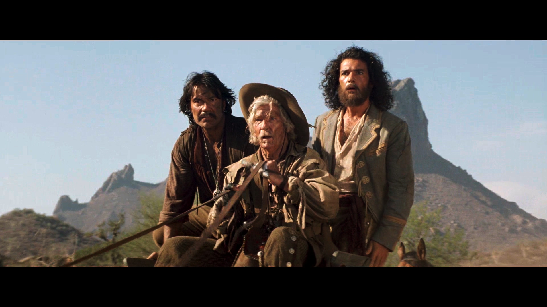 The Mask Of Zorro 1998 TWN BluRay 1080p iPad HDR AAC2.0 x264-DreamHD.mp4_2025031.jpg