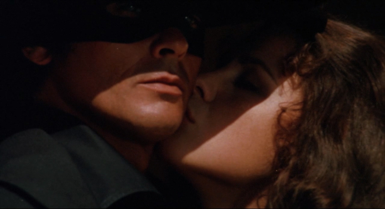 Zorro.1975.Blu-Ray.720p.2Audio.DTS.x264-beAst.mkv_20250320_213559.474.jpg