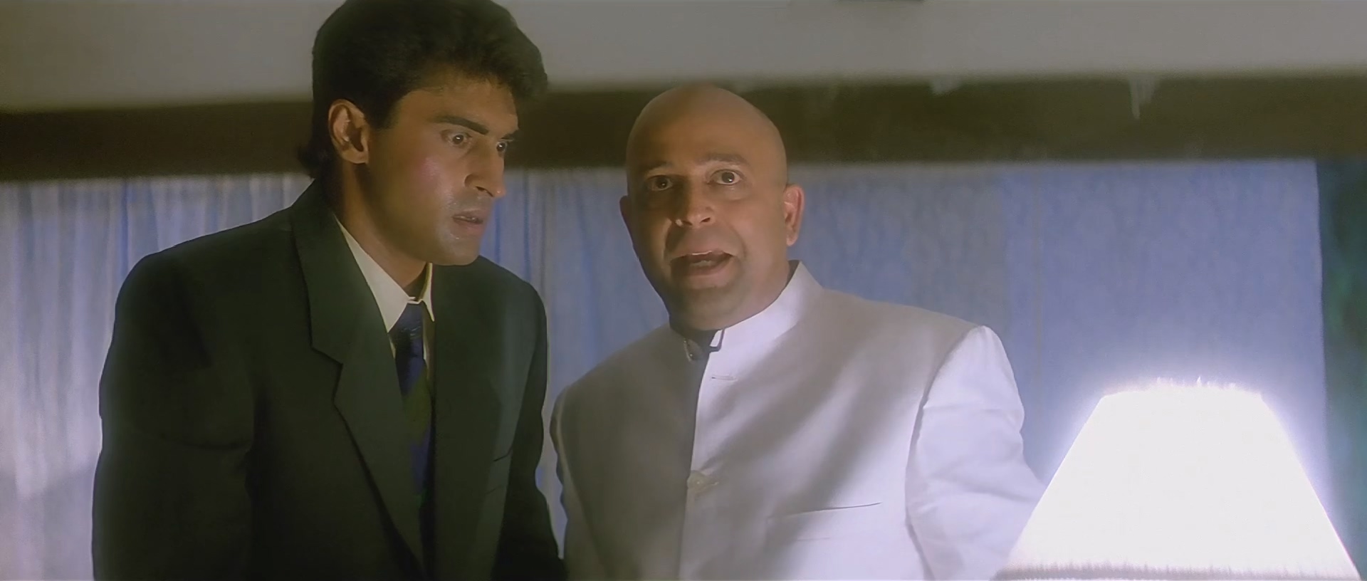 印度拉贾.Raja Hindustani (1996) 1080p WebRip Hevc x265 AAC.mkv_20250321_130810.555.jpg