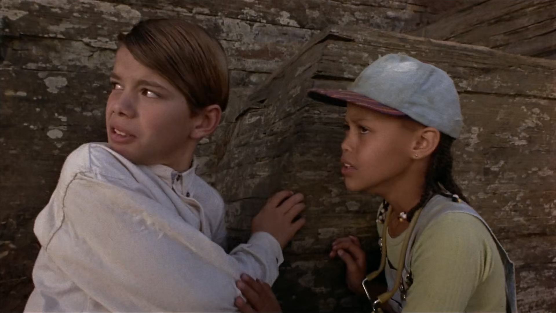 小鬼闹非洲Yankee.Zulu.1993.1080p.WEBRip.x264-RARBG (1).mkv_20250323_171358.305.jpg