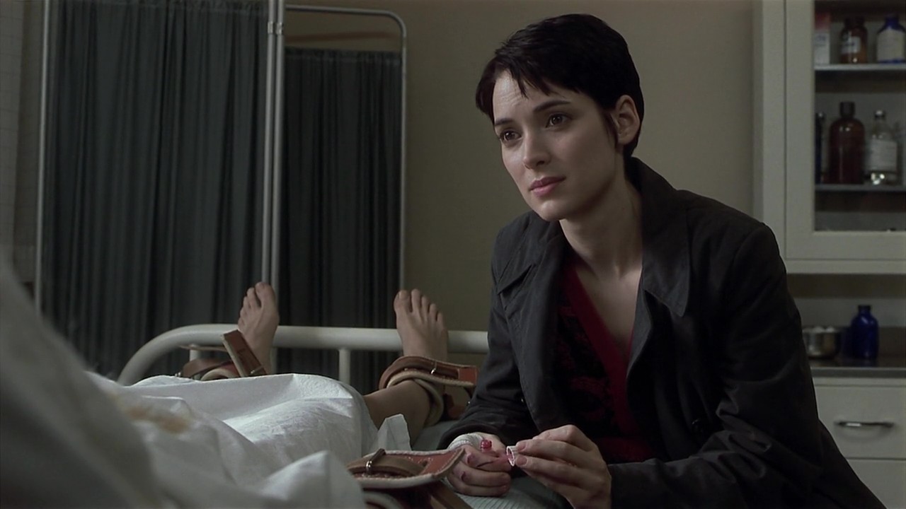 Y 移魂女郎-1999 - frame at 118m54s.jpg