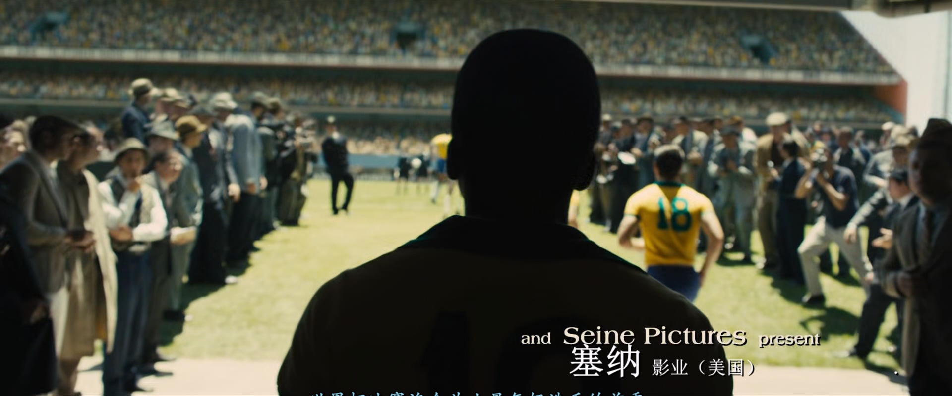传奇的诞生.Pele.Birth.of.a.Legend.2016.1080p.BluRay.x265.2audio-RARBG特效字幕.mk.jpg
