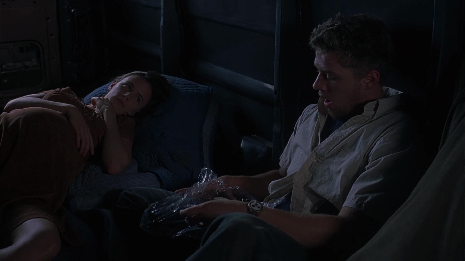 B 绑票惊爆点-2000 - frame at 36m55s.jpg