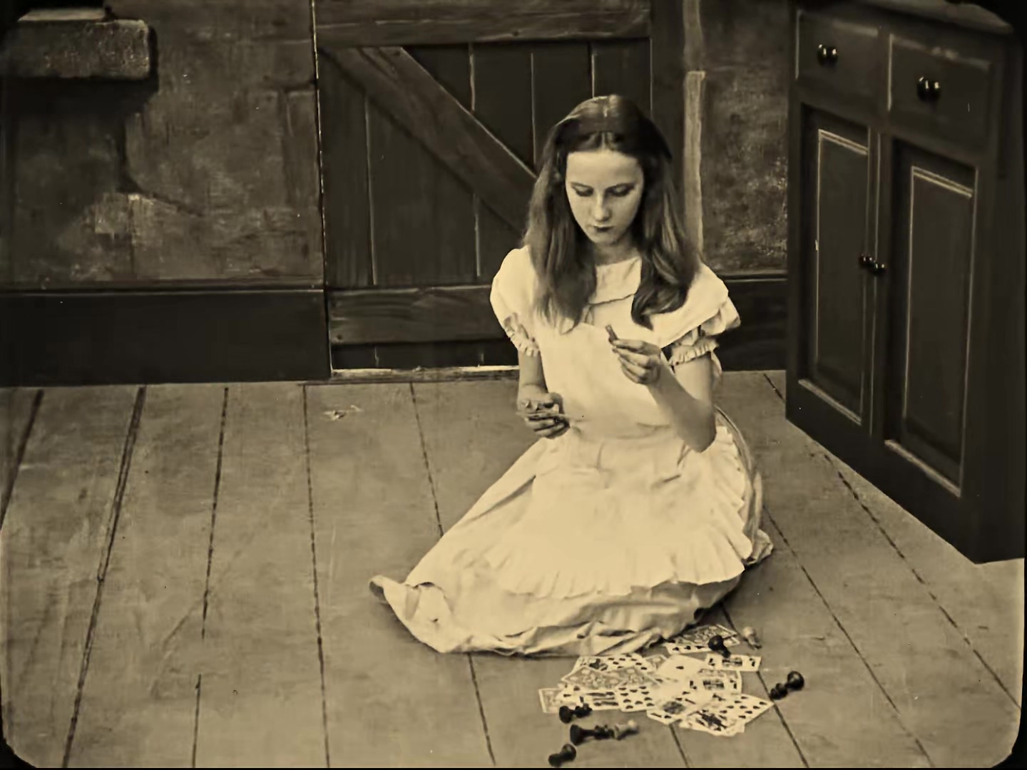 爱丽丝漫游仙境 1915.mp4_20250406_015413.255.jpg