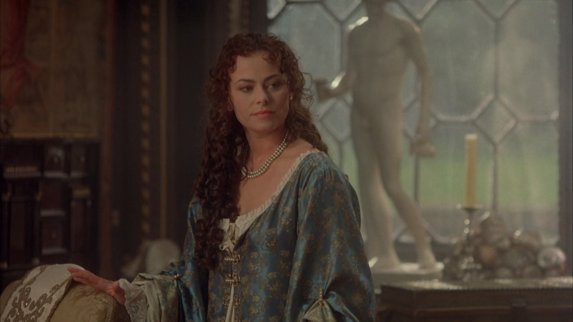 乱世情缘 Restoration .1995 .1080p.BluRay.H265.10bit.AC3.5.1.HCLG (1).mkv_2025041.jpg