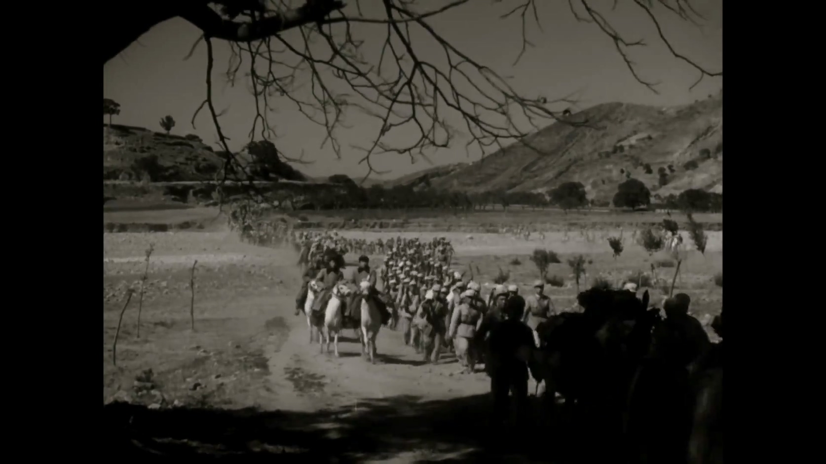 南征北战.From Victory To Victory.1952.HD1080P.X264.AAC.mkv_20250417_113515.718.jpg