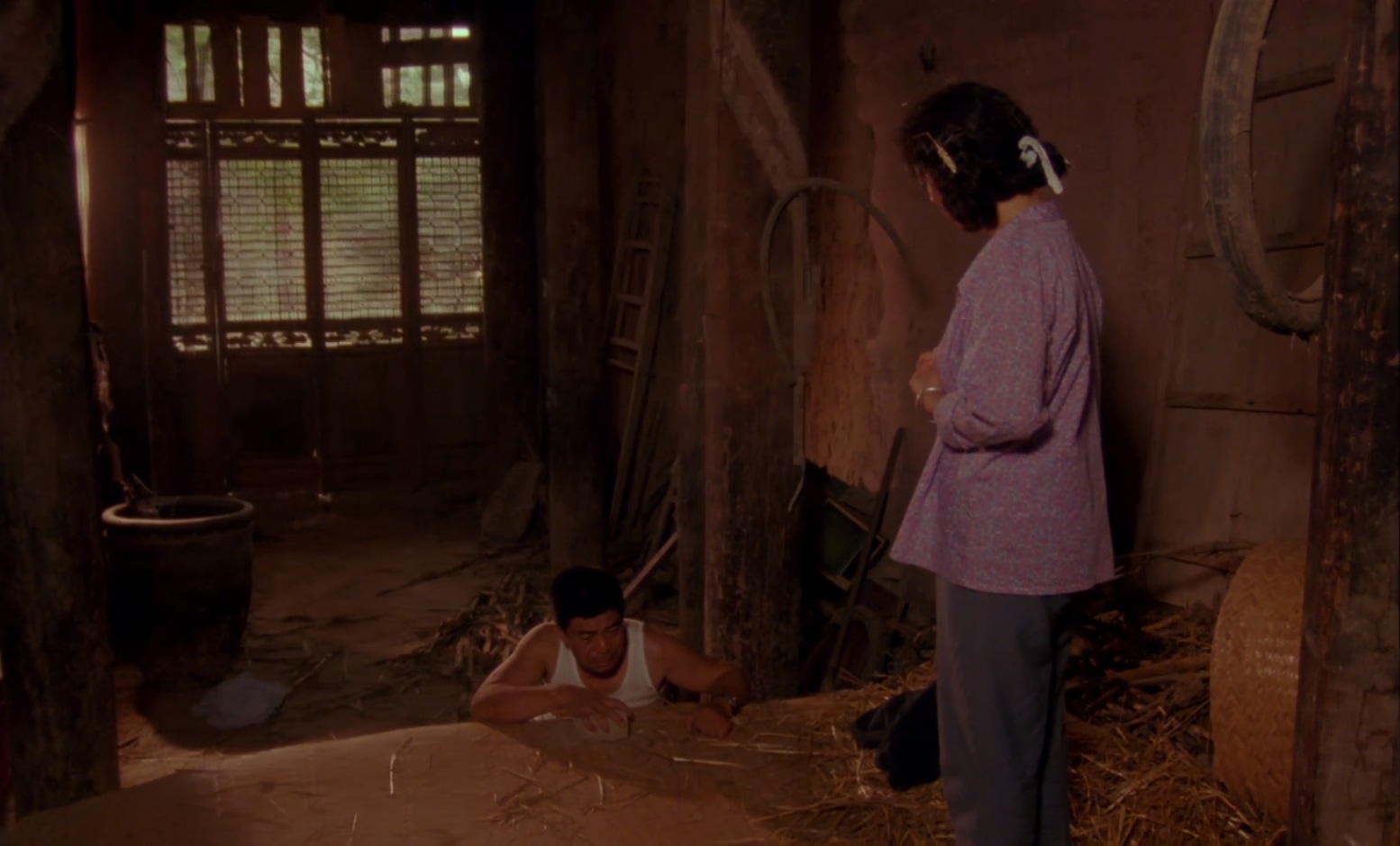 女皇陵下的风流娘们 1992.mp4_20250418_111705.899.jpg