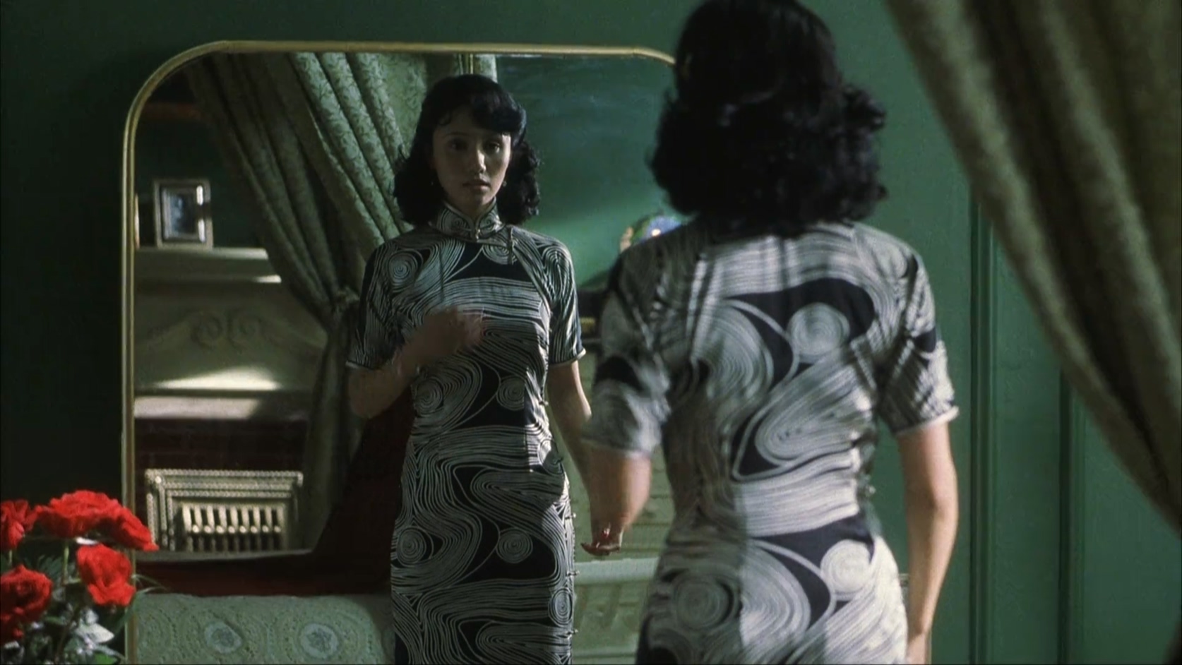 上海伦巴 2006.mp4_20250506_114808.838.jpg