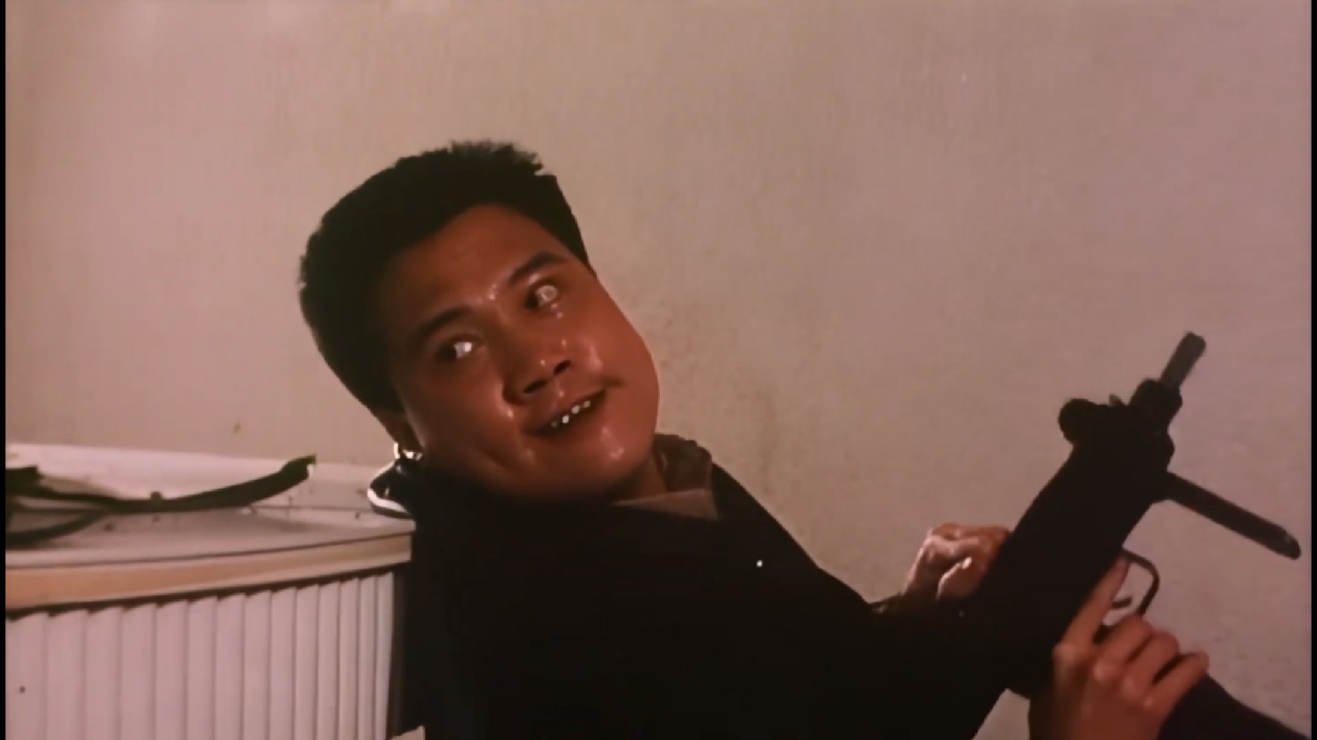大哥大续集.Fatal.Recall.1991.1080p.WEB-LD.AAC.HEVC.H265.mkv_20250506_224618.445.jpg