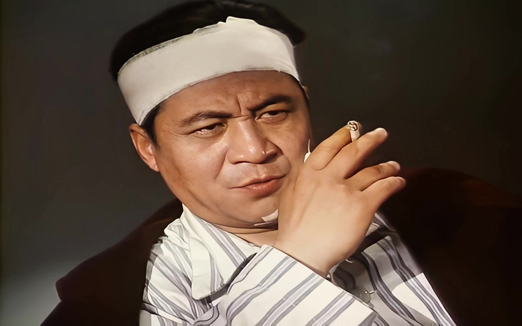 苦恼人的笑 1979.mp4_20250507_150346.166.jpg