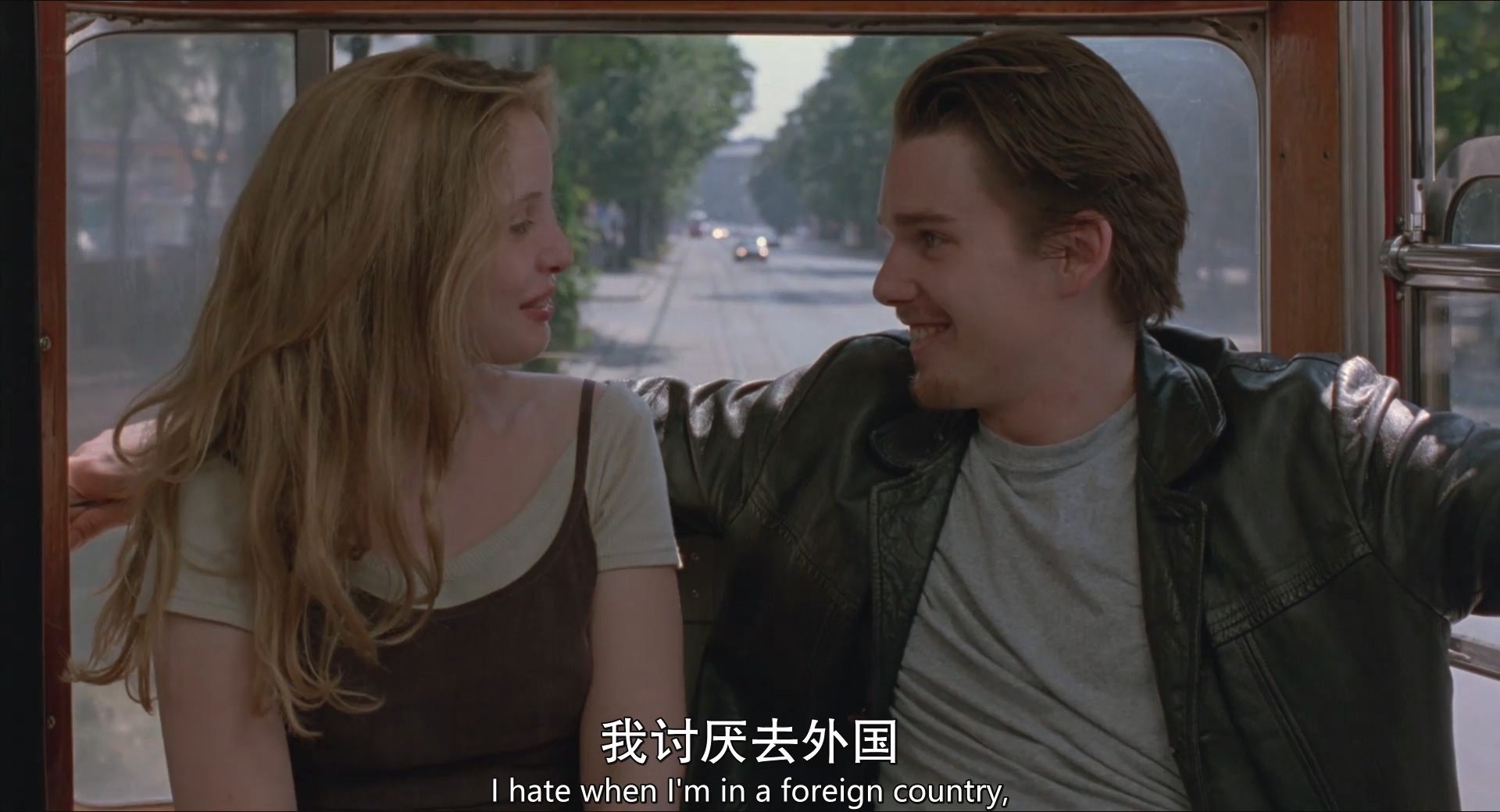 23.爱在黎明破晓前 Before Sunrise (1995).CC.BD1080P.中英双字.mp4_20250508_215825.552.jpg