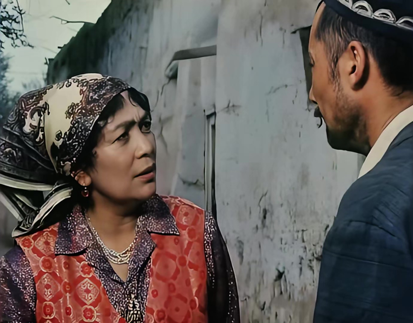 钱这东西 1985.mp4_20250509_151234.503.jpg