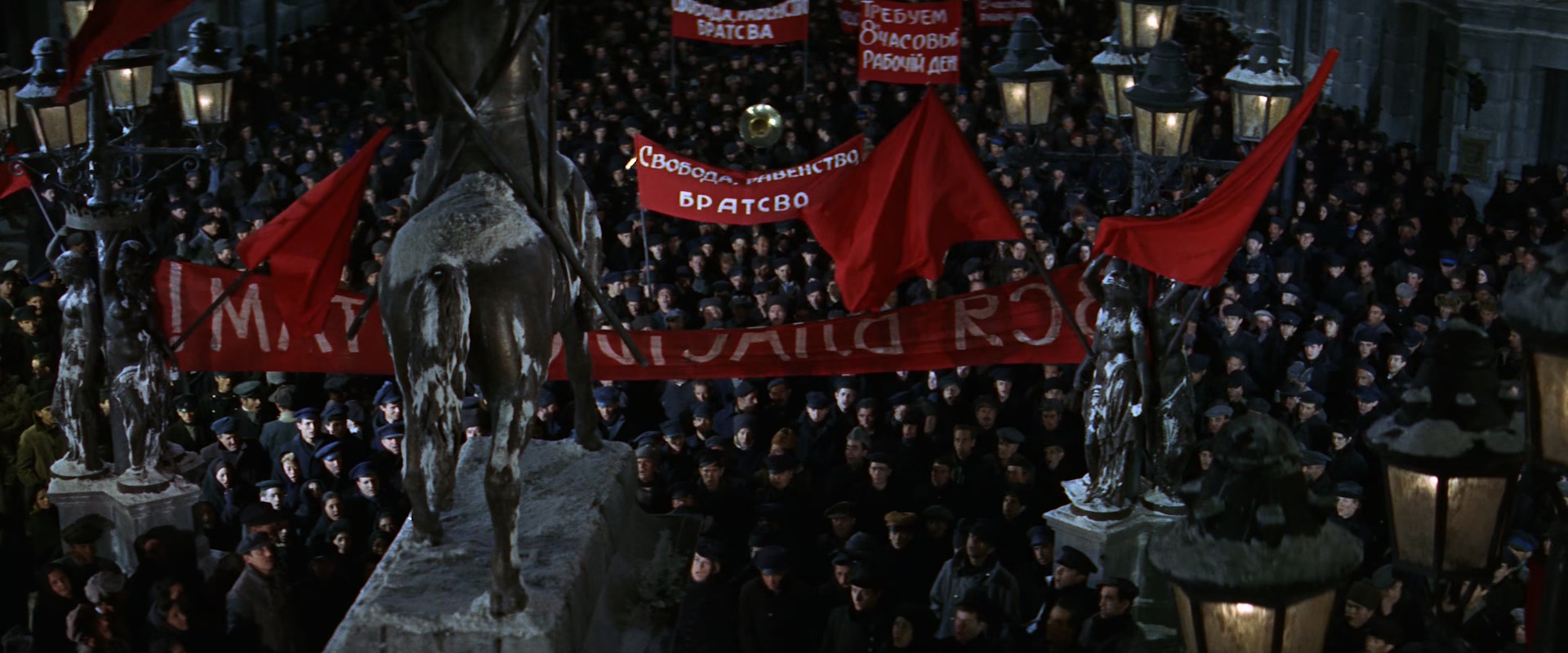 日瓦格医生.Doctor.Zhivago.1965.BluRay.1080p.x265.10bit.4Audio-MiniHD.mkv_2025051.jpg