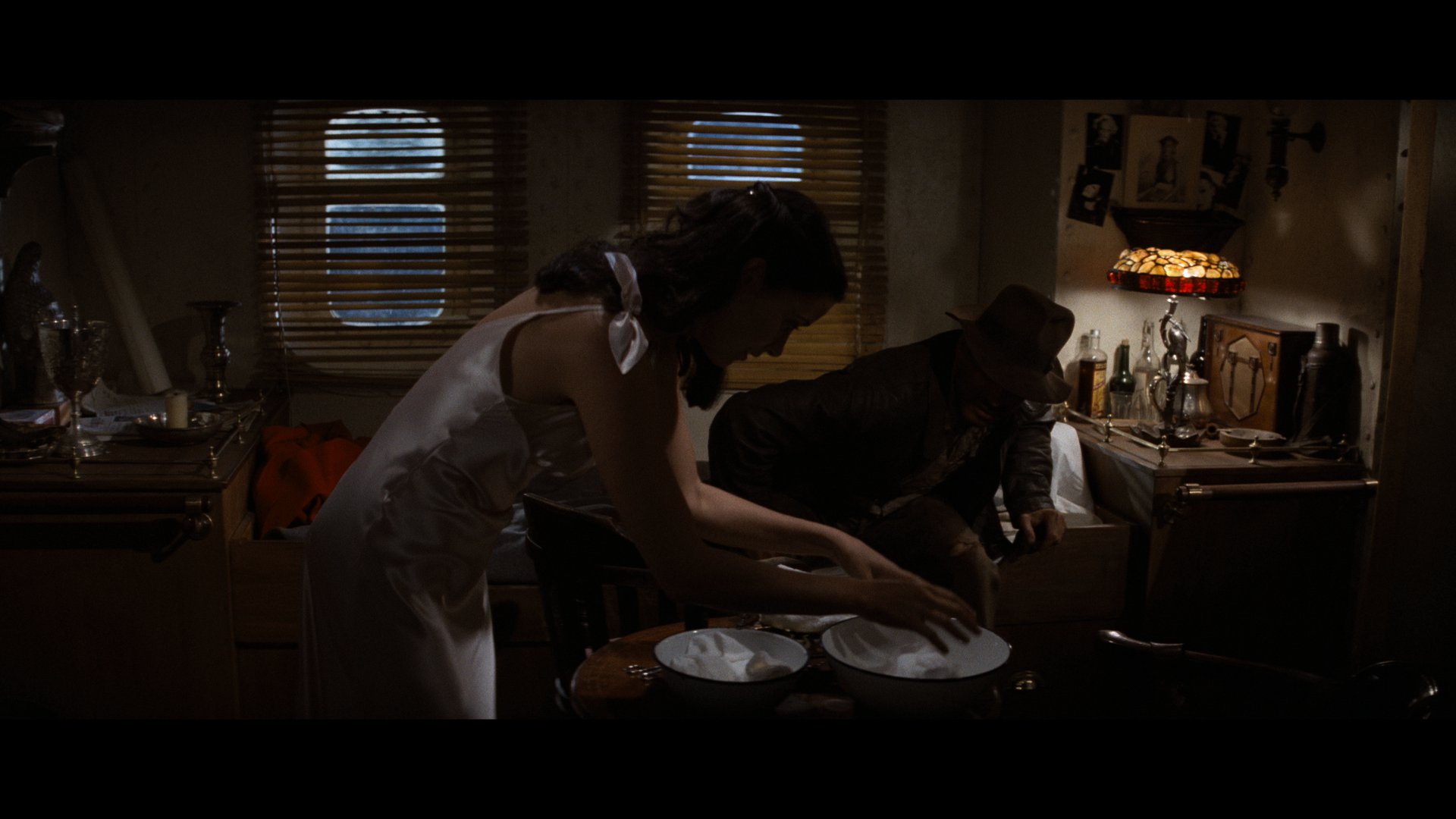 夺宝奇兵 (1981).mkv_013203.435.png