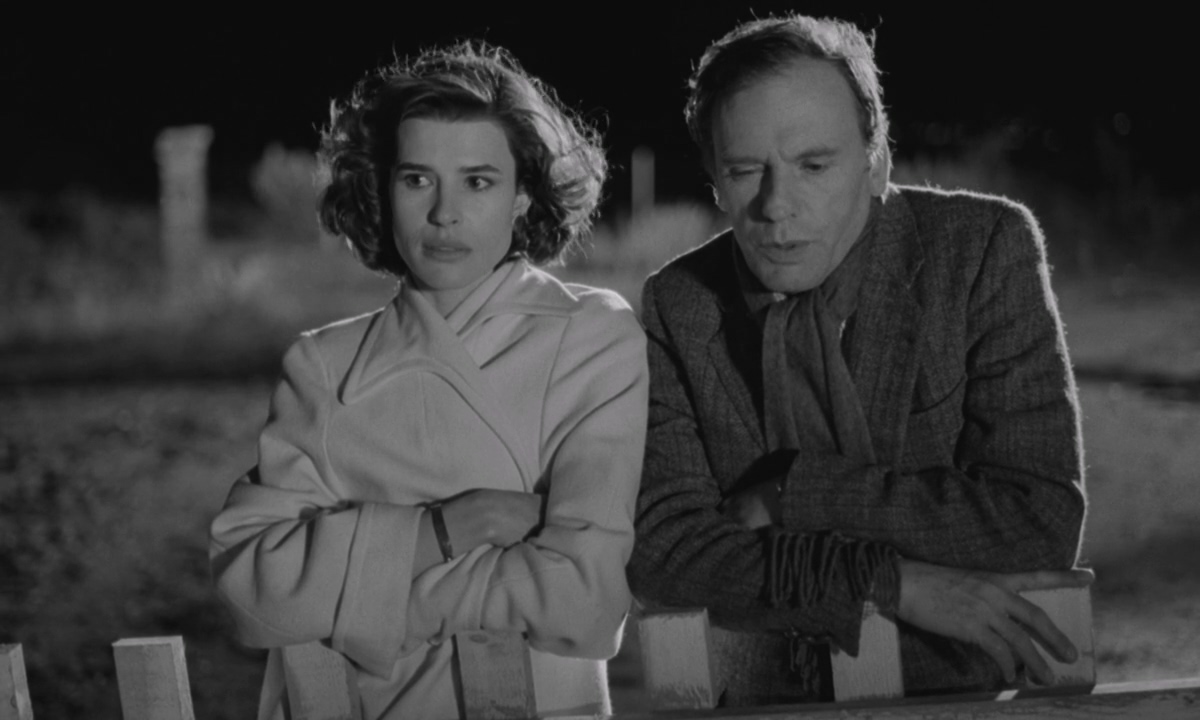 vivement.dimanche.1983.french.720p.bluray.x264-rough (1).mkv_20250511_172250.540.jpg