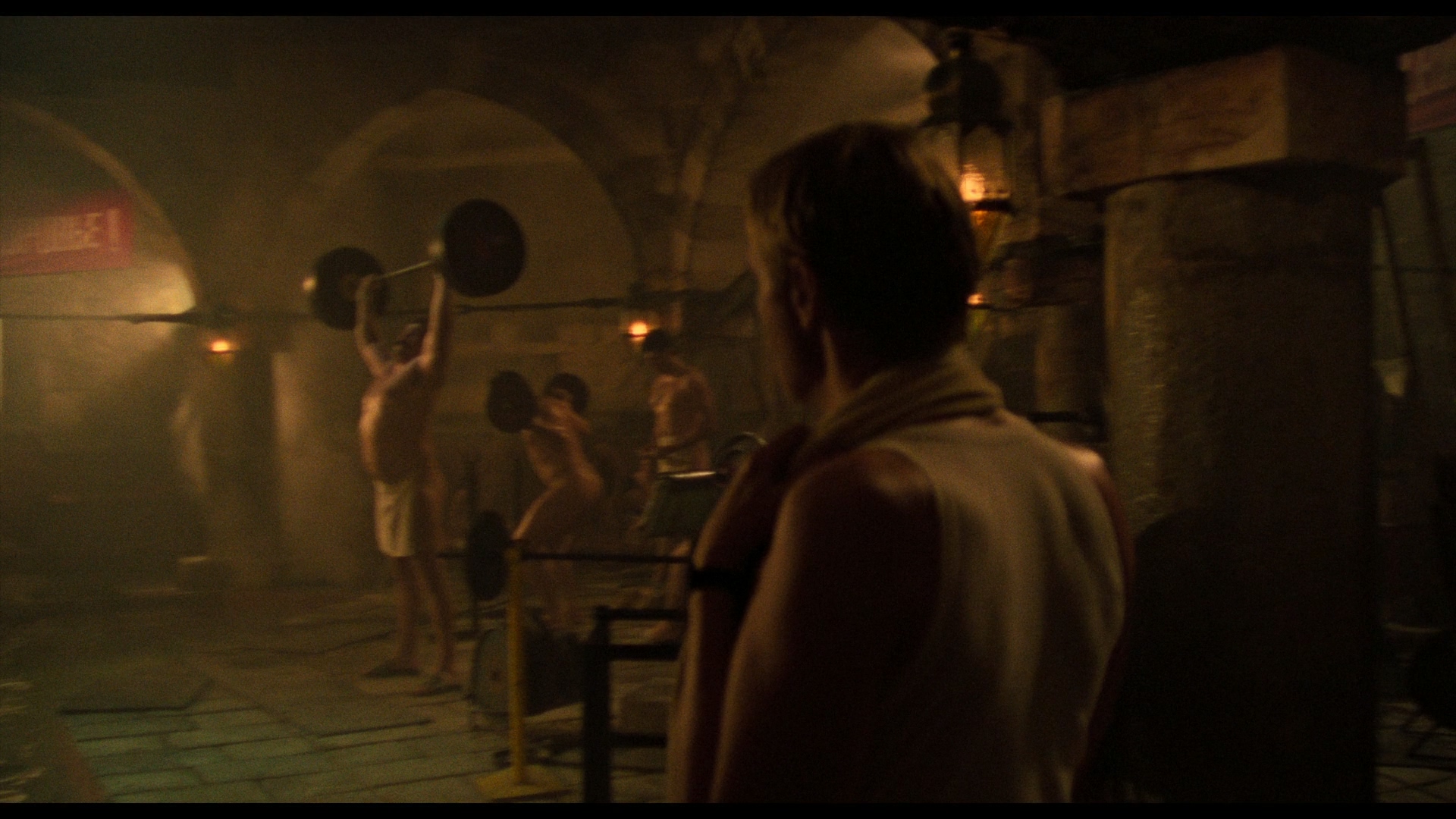 Red.Heat 1988 1080p AVC.REMUX BluRay DTS-HD MA5.1.zh&en @hang.mkv_20250513_14045.jpg