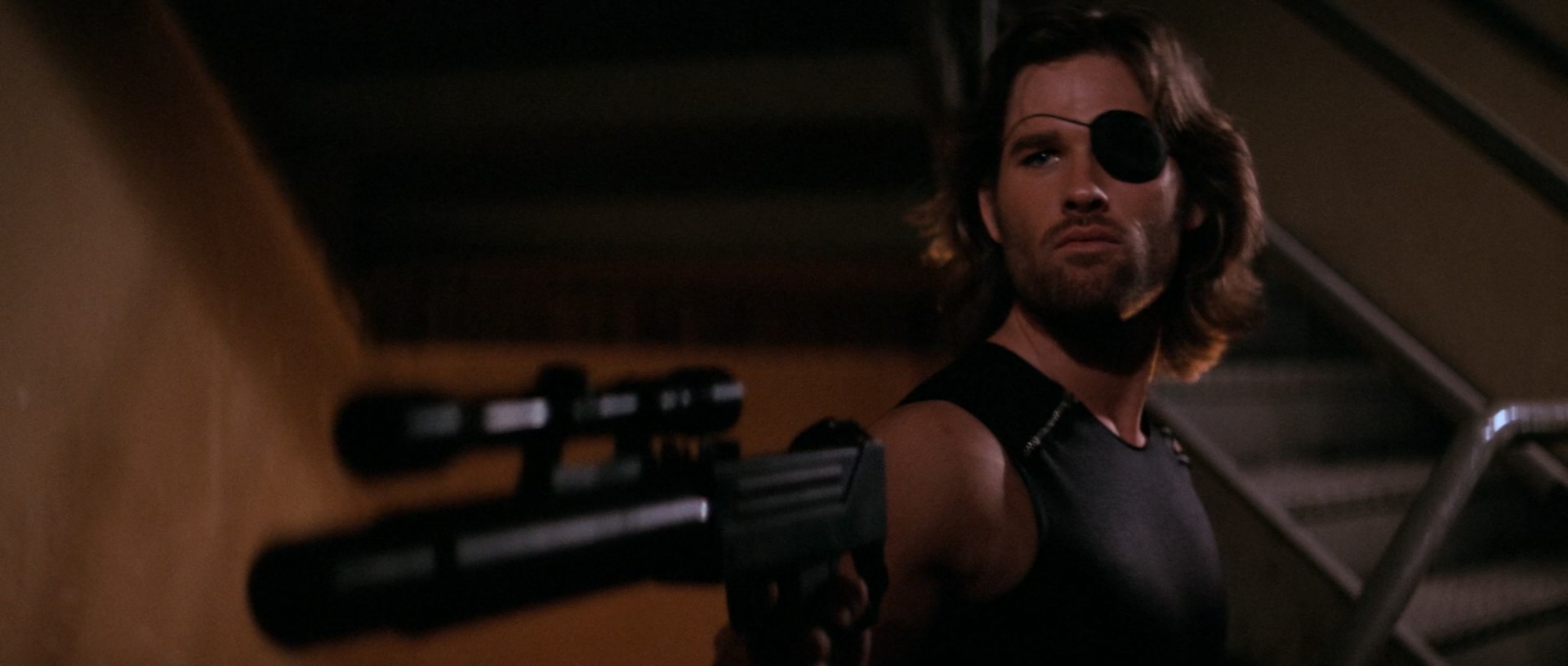 纽约大逃亡.Escape from New York .1981.1080p.BluRay.x265-SAMPA-bylh.mkv_20250528_.jpg