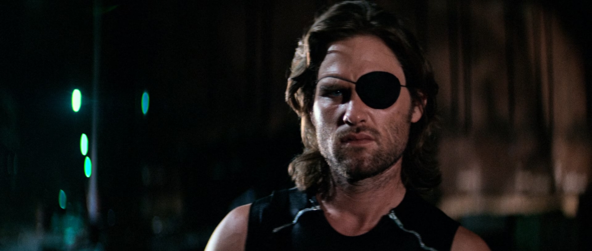 纽约大逃亡.Escape from New York .1981.1080p.BluRay.x265-SAMPA-bylh.mkv_20250528_.jpg