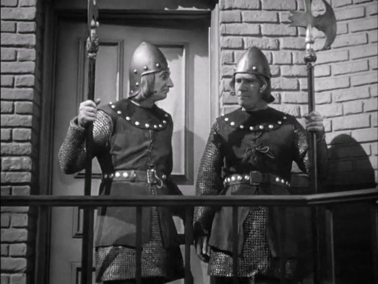 你逃我也逃（美国1942）[上译 英语]BDRip.x264.MKV_20250603_164134.964.jpg