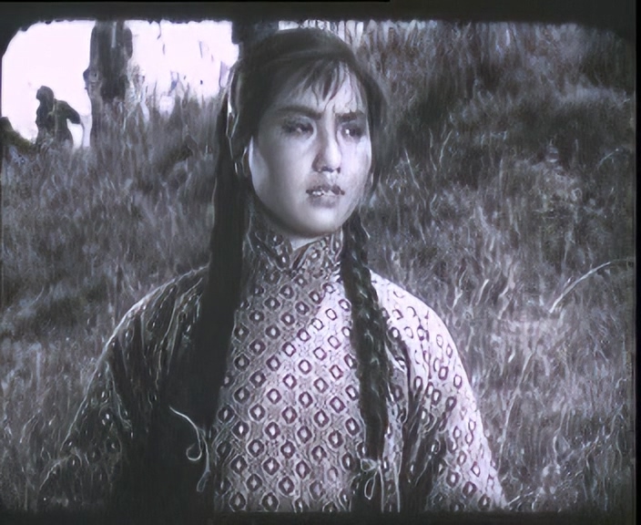 水库上的歌声 .mp4_20250604_134053.376.jpg