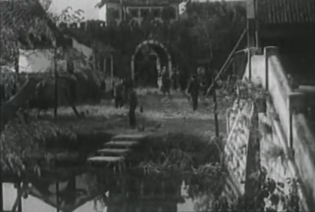 孤城烈女.The Girl in Isolated City.1936.DVD.X264.AAC.HALFCD.mkv_20250604_220418.667.jpg