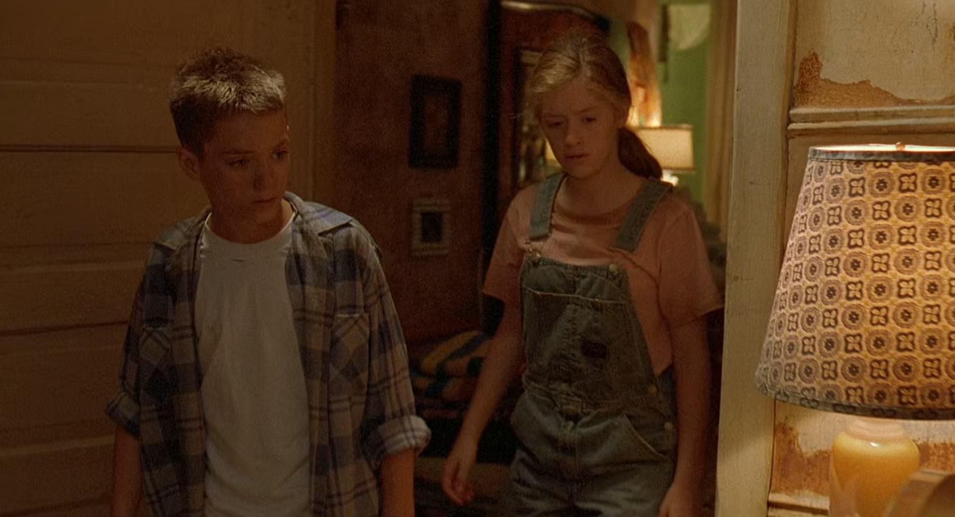 树屋上的童真 战争 (1994) 1080p [AAC, AAC] [zho, eng] h265.mkv_20250605_224921.825.jpg