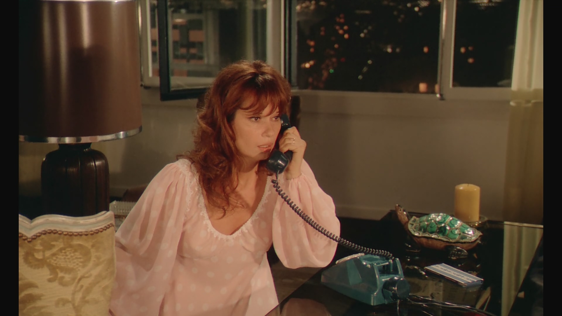 恐怖笼罩城市.The.Night.Caller.1975.1080p.BluRay.x264.2Audio.AAC -bylh.mkv_202506.jpg