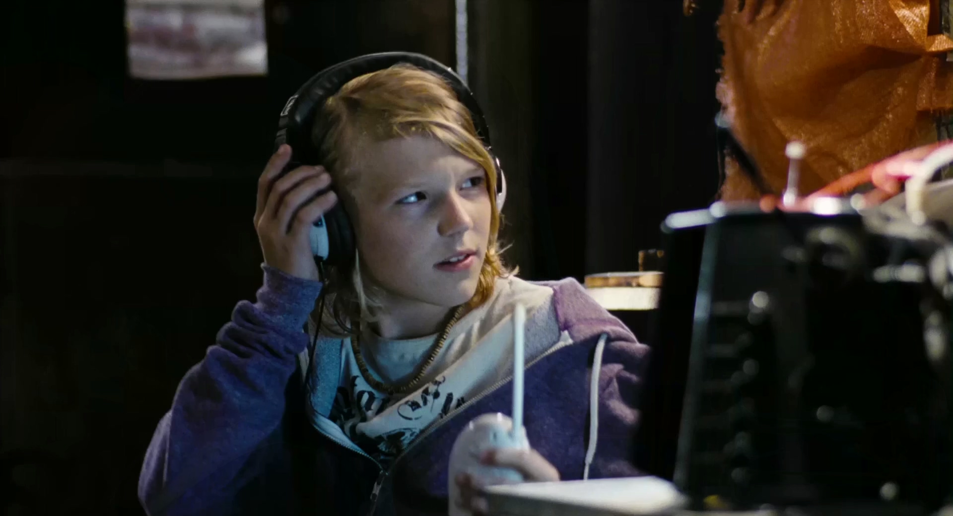 少年鳄鱼帮.Vorstadtkrokodile (2009) WEB-DL 1080p 国德双语无字.mkv_20250609_213936.302.jpg