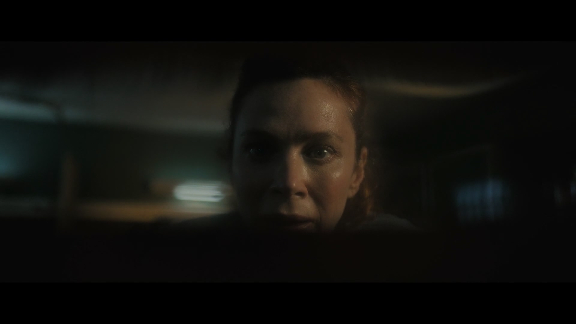 闭锁症 Locked In.2023.1080中英双字.mp4_20250610_224852.288.jpg