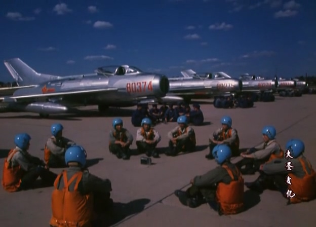 飞向太平洋.Fei xiang tai ping yang.1982.DVD.X264.AAC.HALFCD(0：-)-.mkv_20250613_.jpg