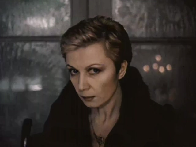 黑桃皇后.Pikovaja Dama.1982.DVD.X264.AAC.HALFCD(0：-)-00(-).mkv_20250613_205034.487.jpg