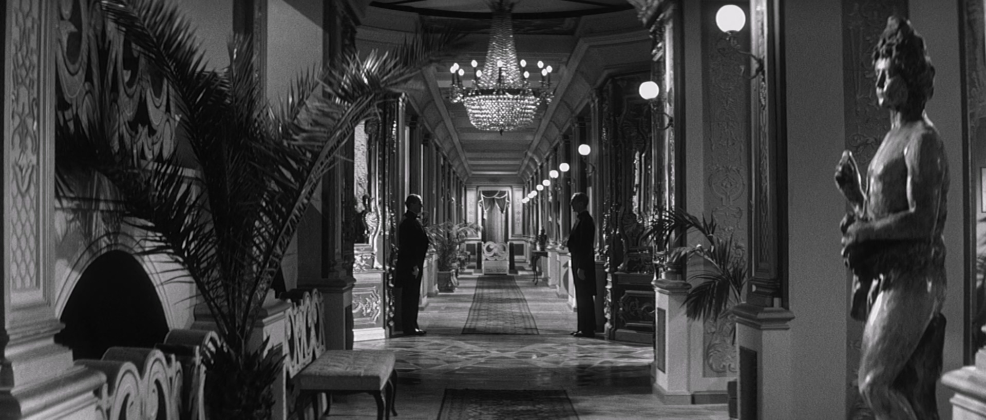Last.Year.at.Marienbad.1961.CC.1080p.BluRay.x265.10bit.FLAC-SONYHD.mkv_20250613_.jpg