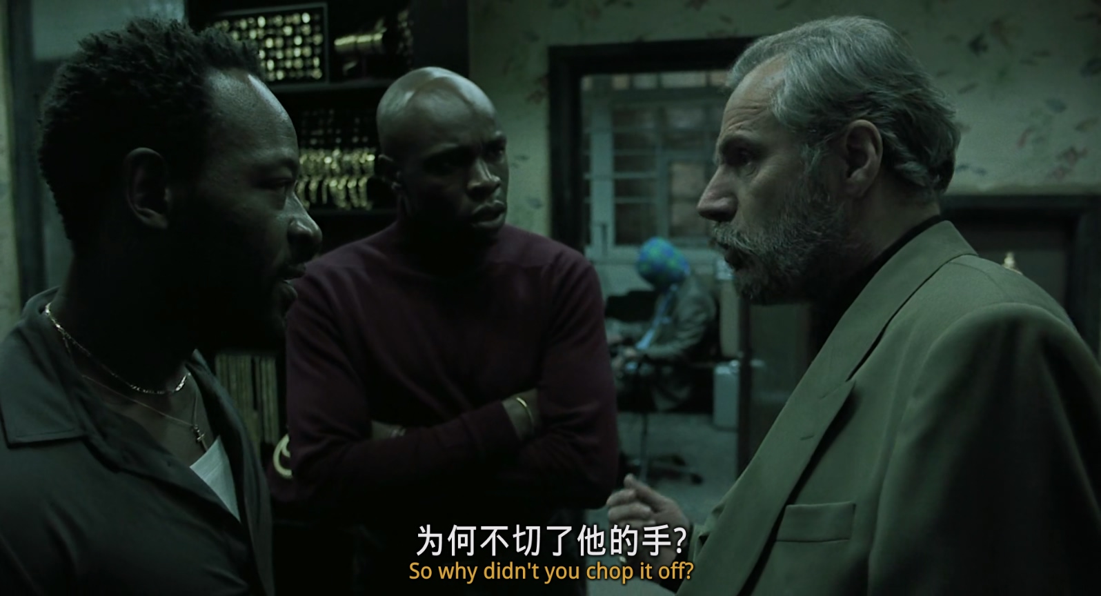 偷拐抢骗.Snatch.2000.Bluray.1080p.x265.AAC(5.1).3Audios.GREENOTEA特效字幕.mkv_20.jpg