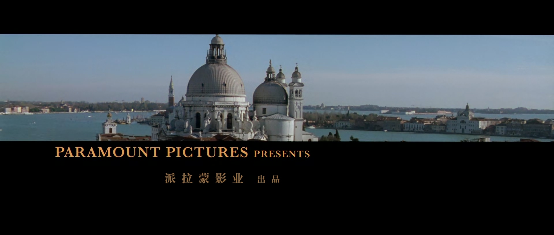 偷天换日 The Italian Job 2003 1080p x265 10bit 3audio Joy特效字幕.mkv_20250614_1.jpg