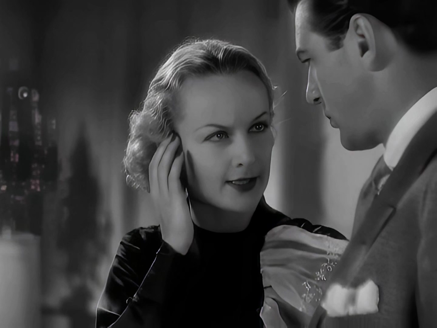 1934 现在和永远 Now and Forever..mkv_20250613_163216.402.jpg