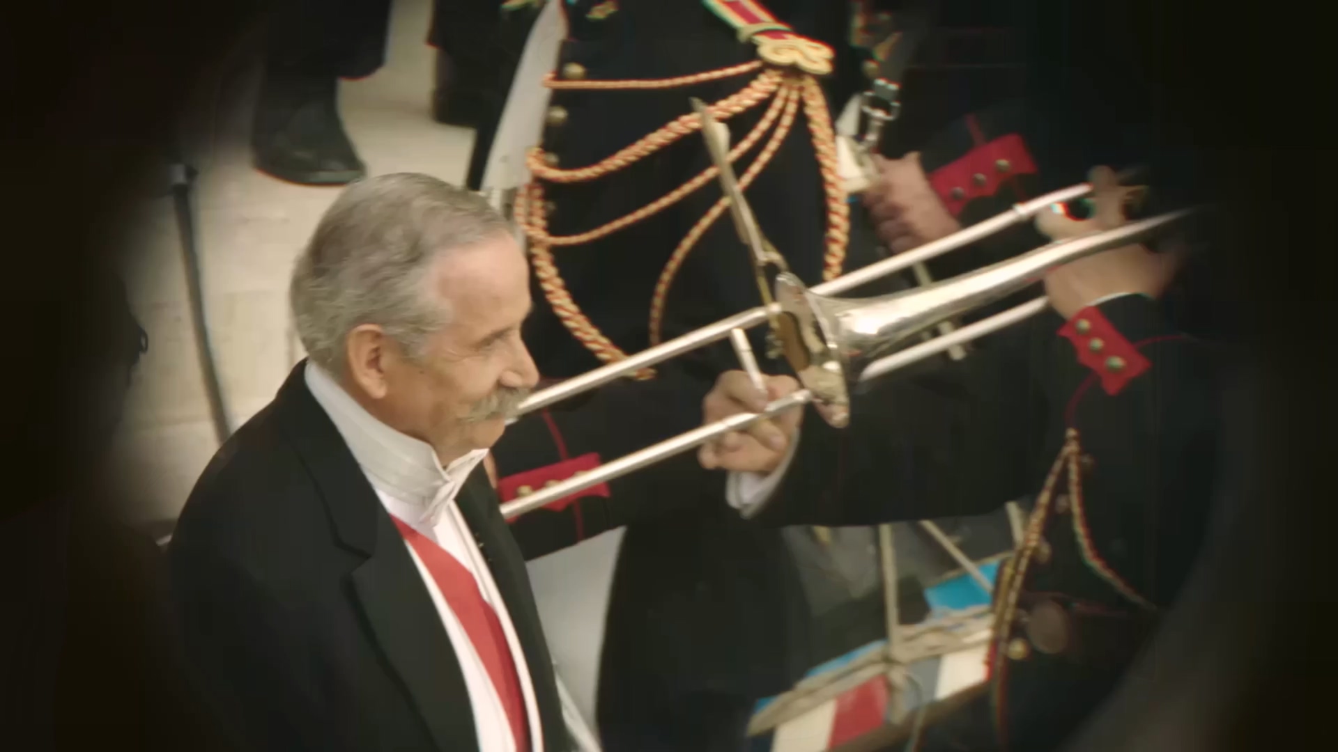 爱丽舍宫谜案 (2018) 1080p [AAC, AAC] [zho, fra] h264.mkv_20250620_185757.738.jpg