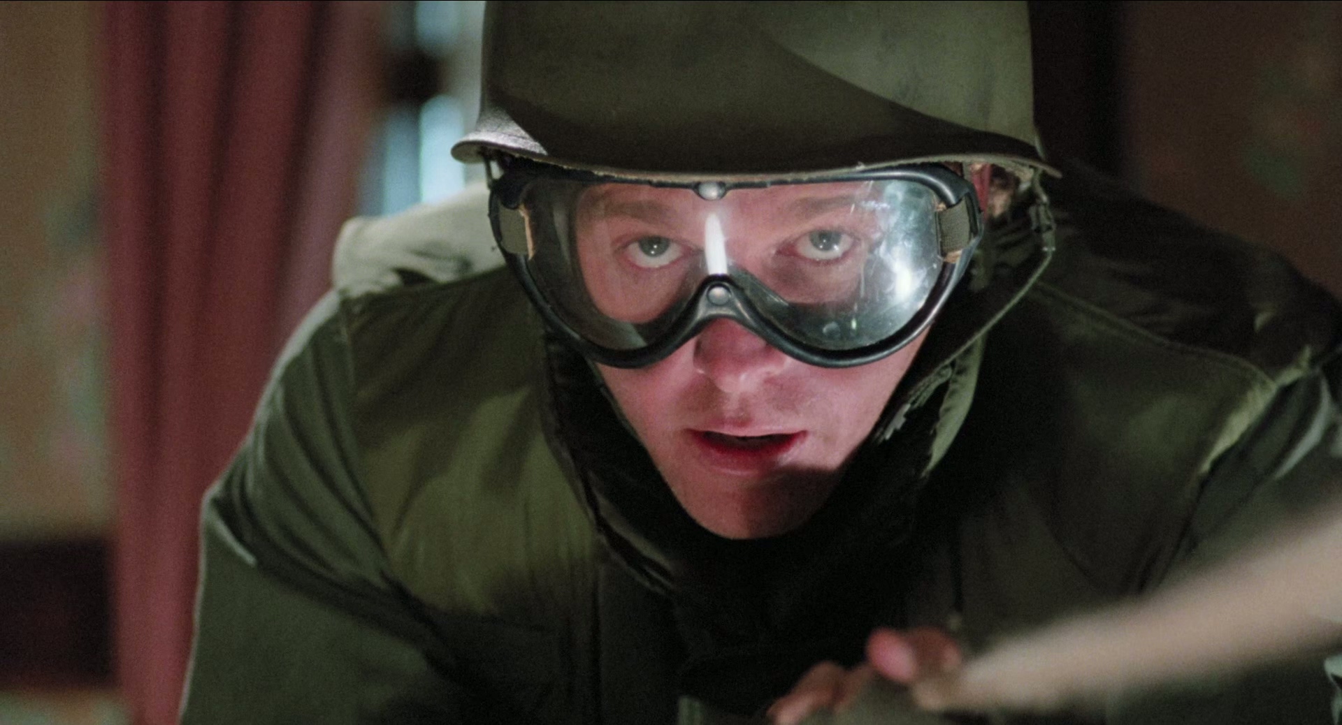 1985 夜半鬼敲门 1 House 1.mkv_20250626_010613.025.jpg