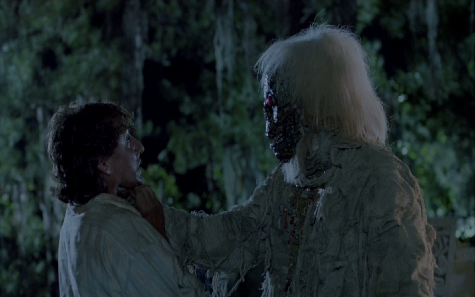 1987 夜半鬼敲门 2 House 2.mkv_20250626_020559.260.jpg