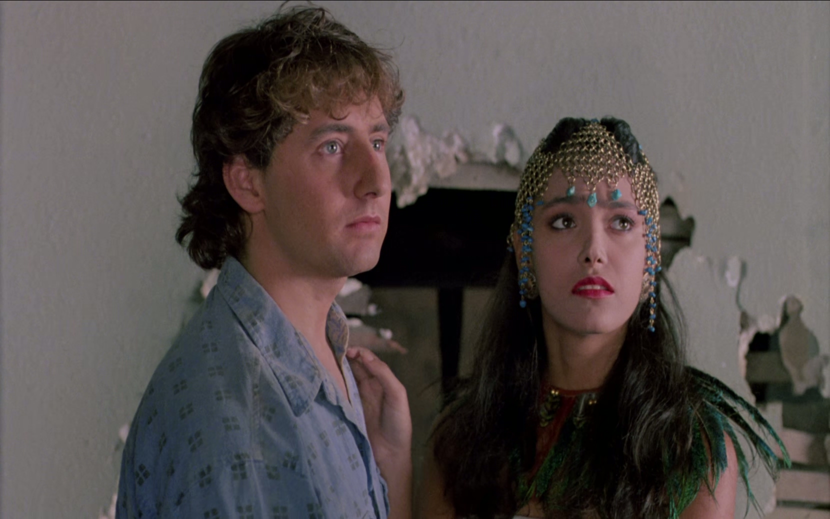 1987 夜半鬼敲门 2 House 2.mkv_20250626_020757.427.jpg