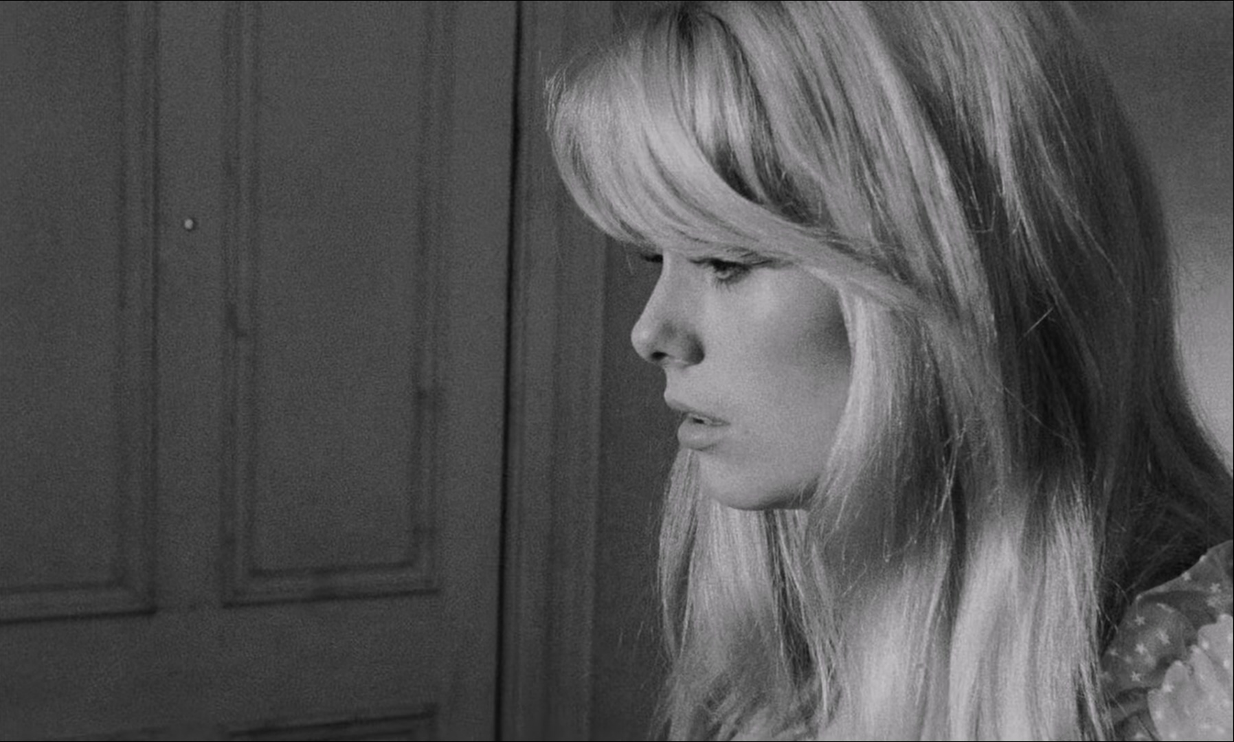 Repulsion.1965.1080p.BluRay.x265-RARBG.mkv_20250629_082035.024.jpg