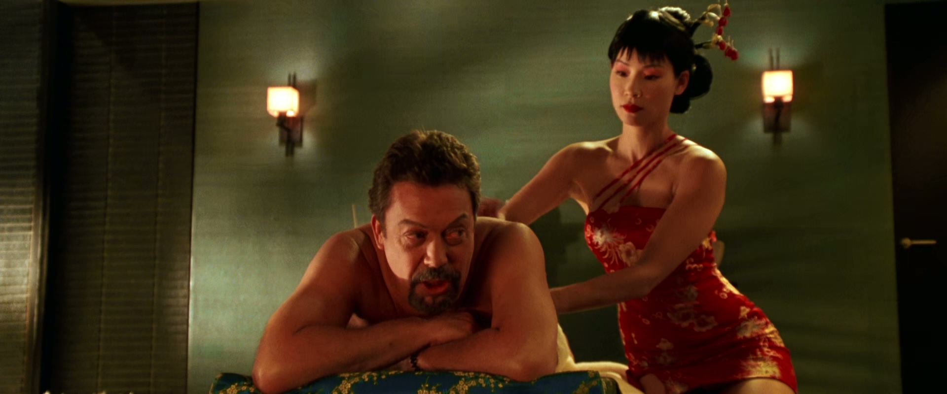 2000 霹雳娇娃 Charlies Angels.mkv_20250629_111434.458.jpg