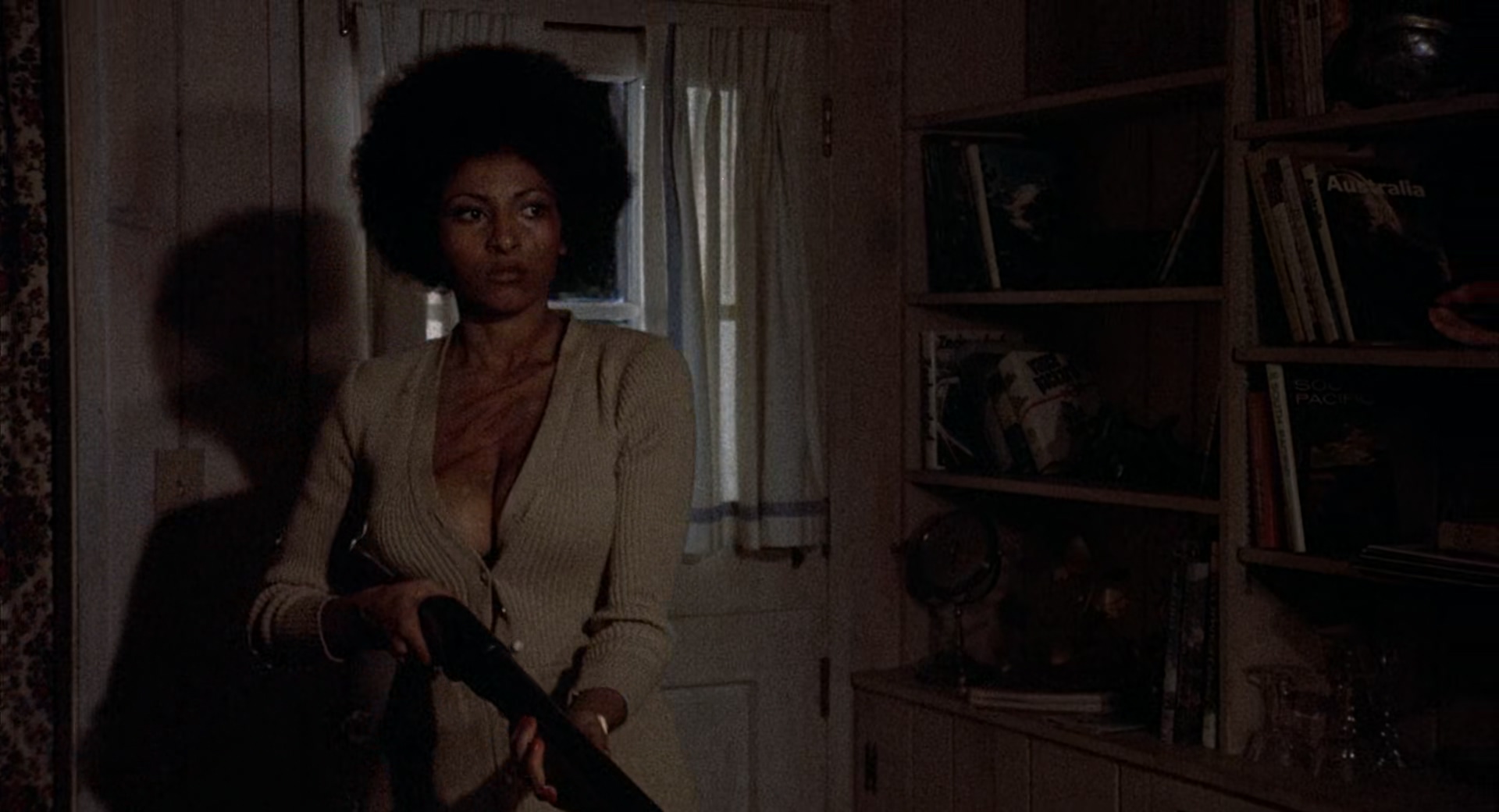 Coffy.1973.1080p.BluRay.x265-RARBG-bylh.mkv_20250701_200332.917.jpg