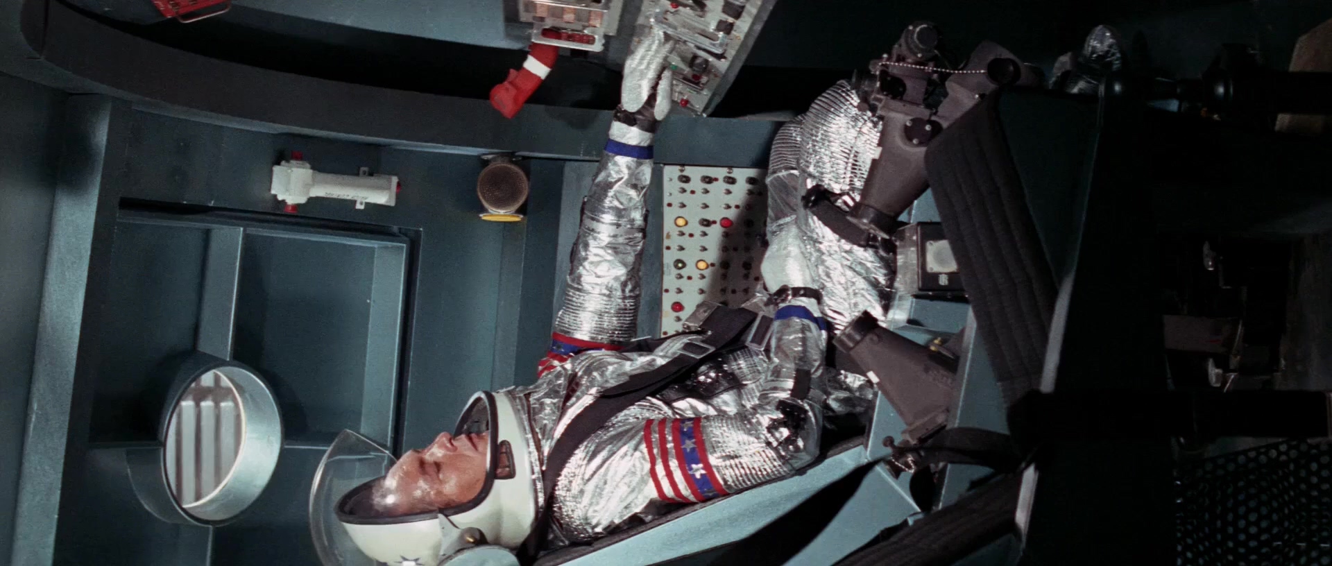 谍报飞龙2.In Like Flint.1967.CNSC.mkv_20250709_123008.303.jpg