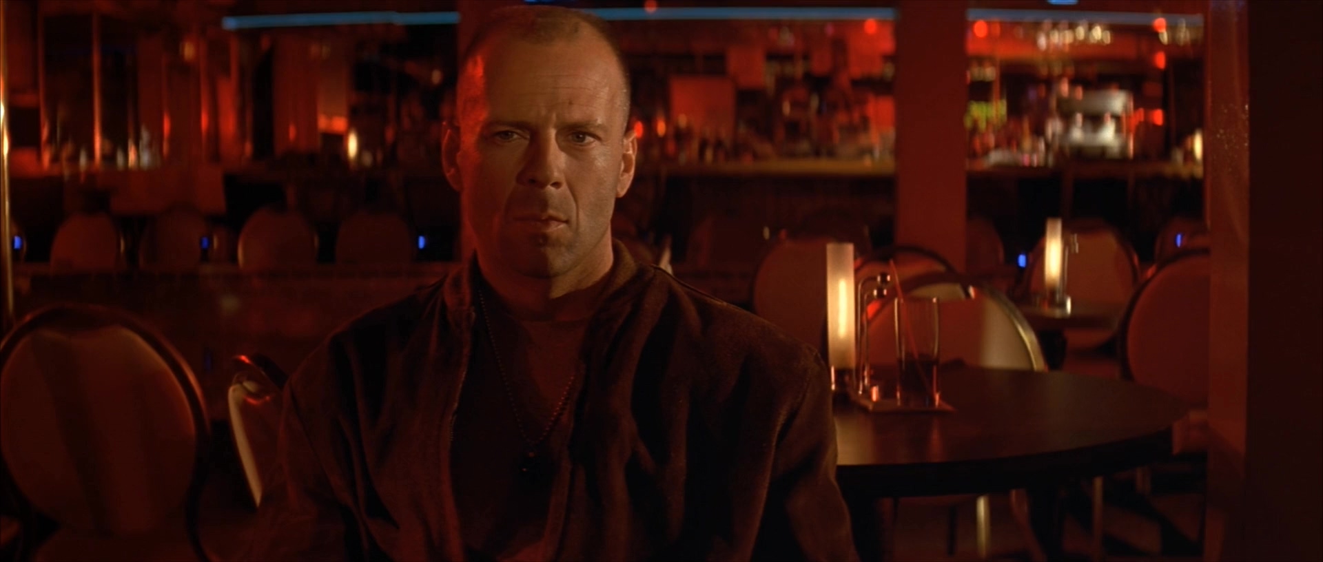 低俗小说.Pulp.Fiction.1994.2Audio.CN.mkv_20250710_123106.974.jpg